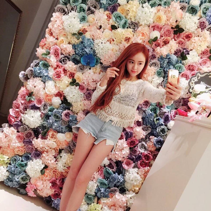 Romantic 40*60 Cm Hot Pink Flower Wall Romantic Artificial Silk Flower Wall Decoration Background Panels for Graduations