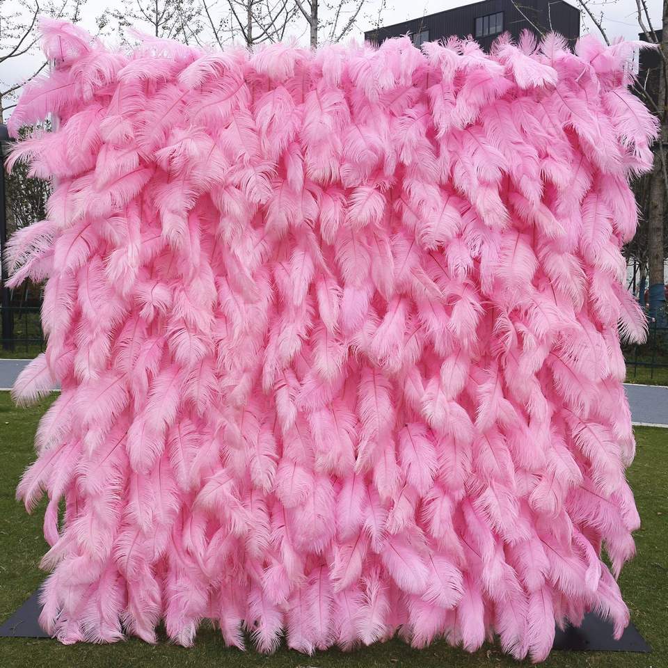 New Arrival Pink Wedding Backdrop Luxurious Feathers European Style Wedding Backdrop Faux Pink Feather Flower Wall