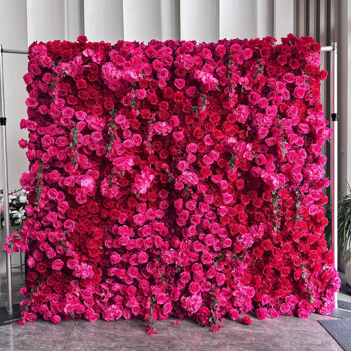 High-quality Cloth Base with Rose-colored Floral Wall
